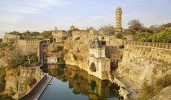 image-lake-pichola